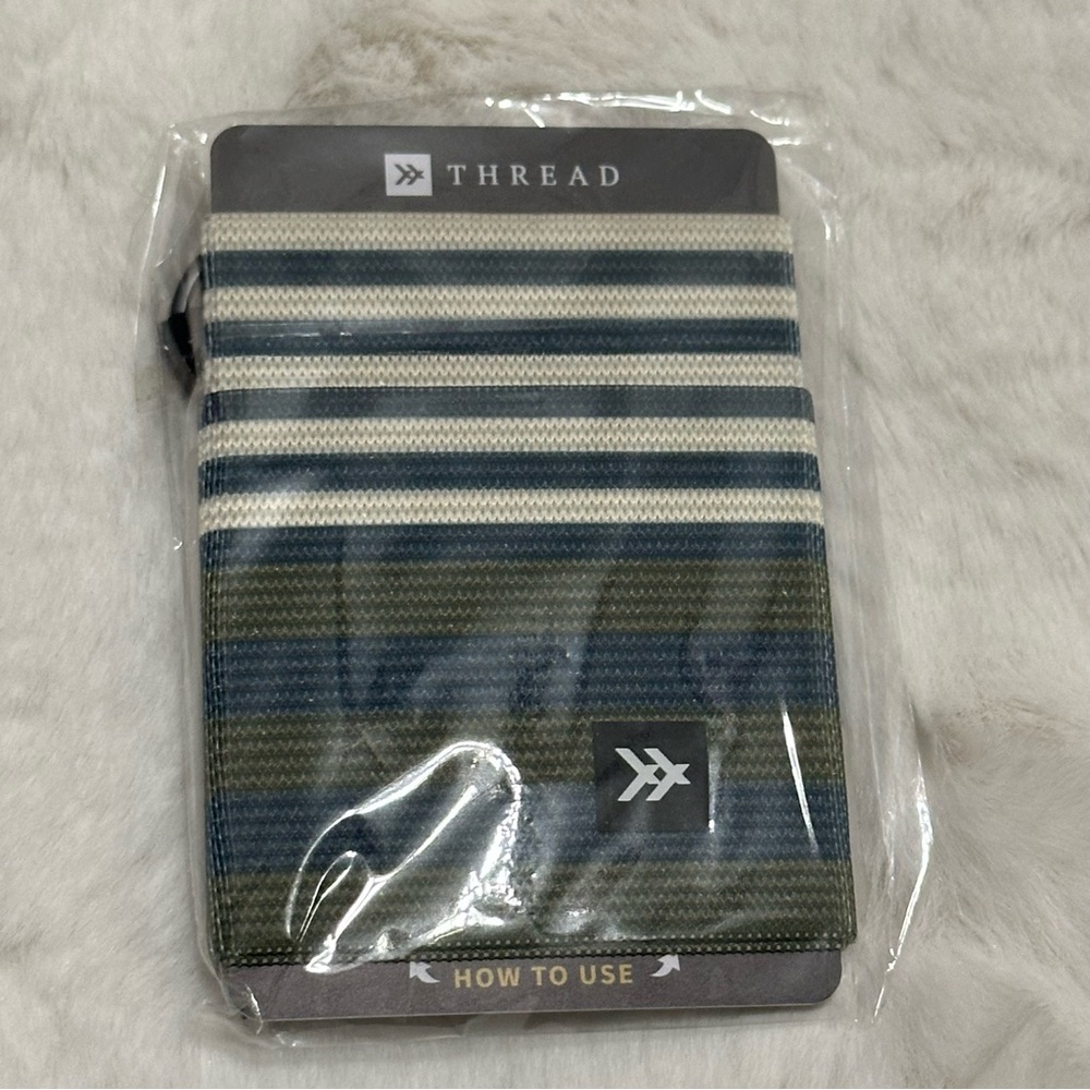 Thread Elastic Wallet NWT - Striped